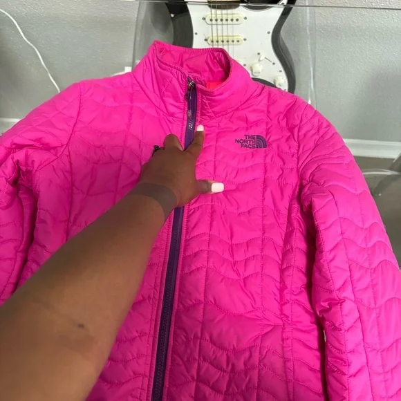 The North Face Fuchsia Women's Ski Jacket - Picture 3 of 11